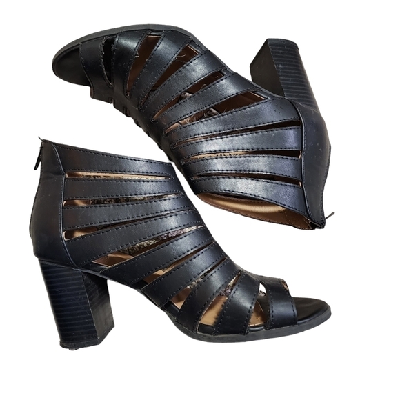 3/$25 D Wedge Heel Open Toe Sandal - 7 - Picture 4 of 9